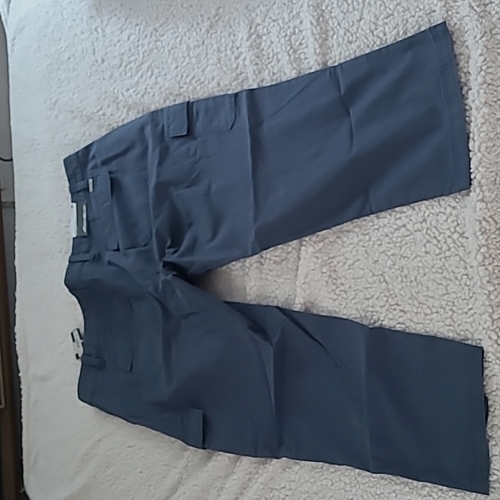 Women's Eddie Bauer Size 18 Cargo Capri NWT